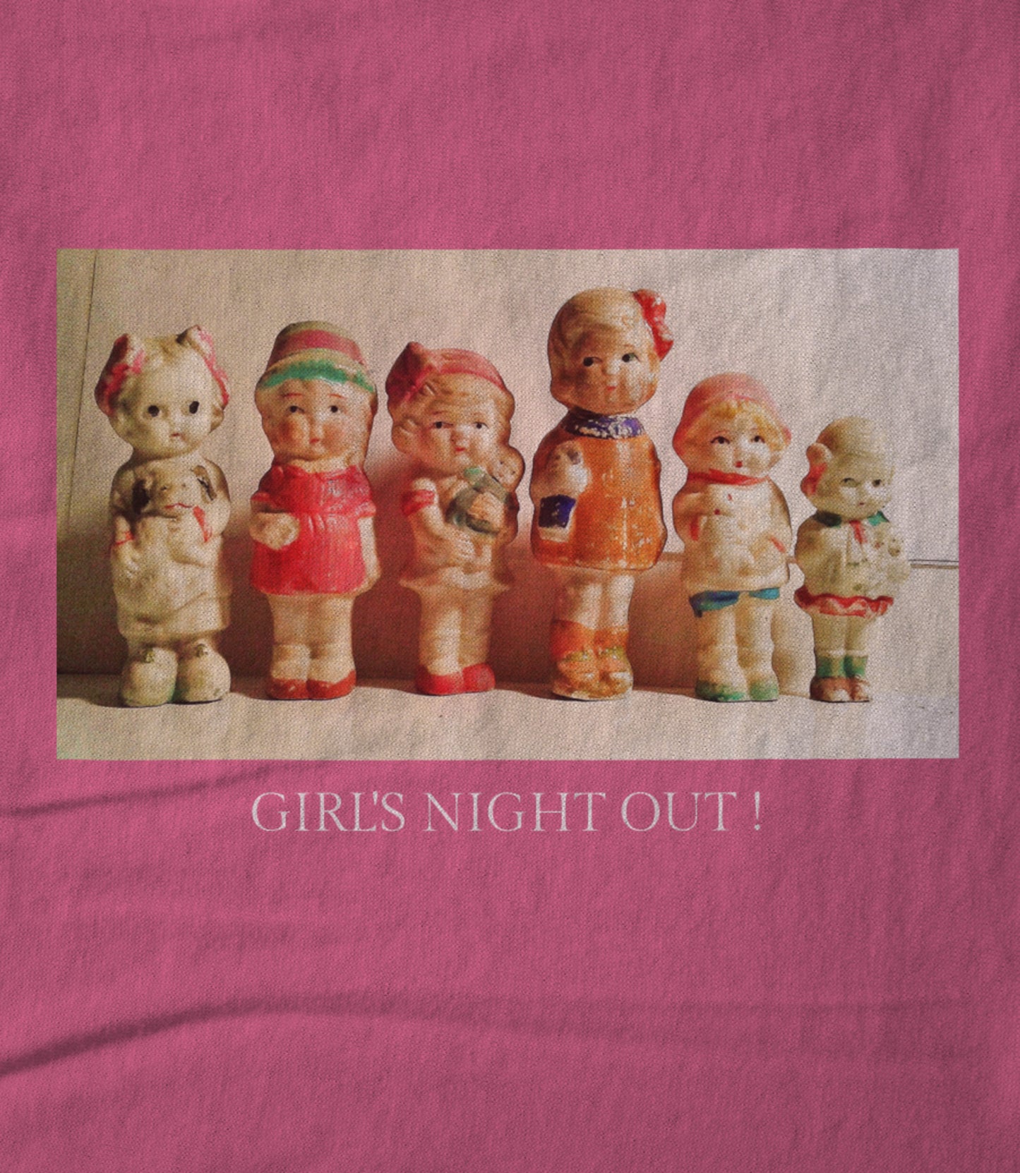 GIRL'S NIGHT OUT ! Unisex T-shirt