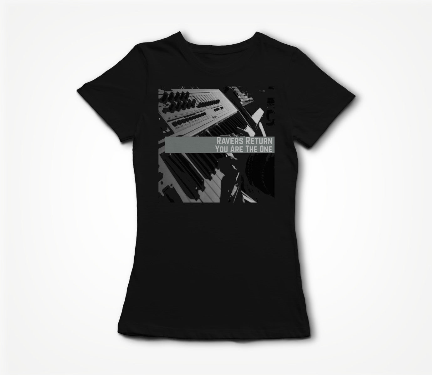 Ravers Return Posterized Effect Women's T-shirt