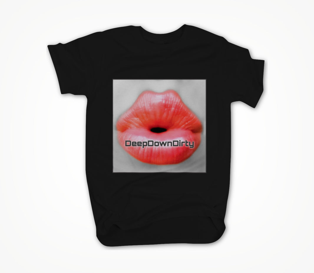 Classic Lips Square Unisex T-shirt