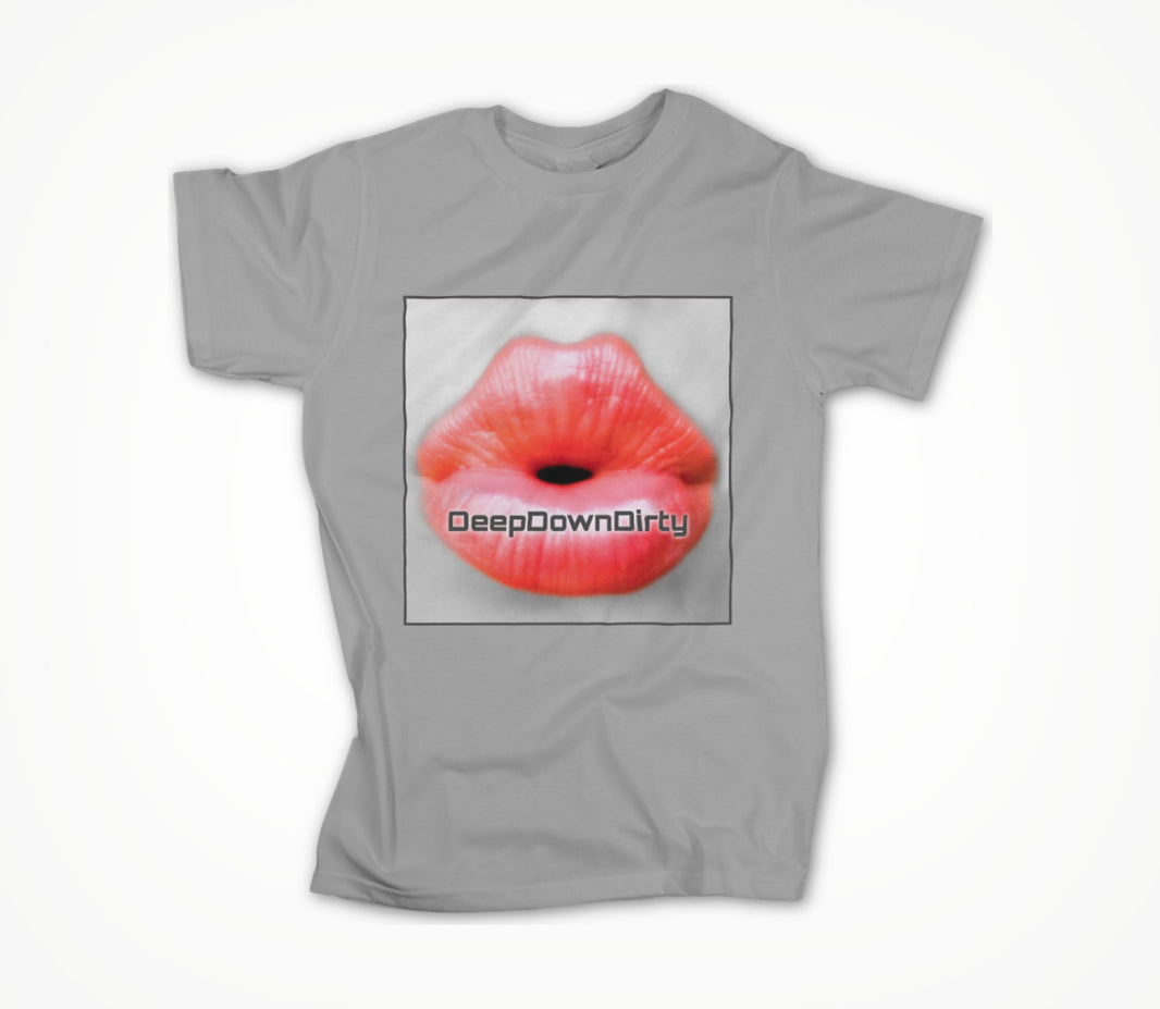 Classic Lips Square Unisex T-shirt