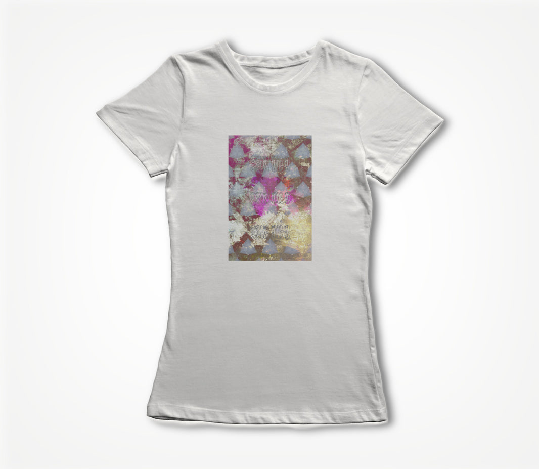 PYRA-MAGENTA-WHITE- Women's T-shirt