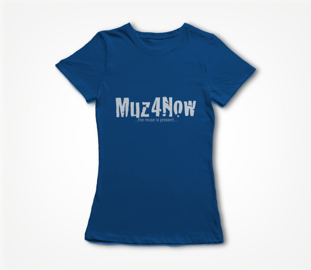 The muse is present Women's T-shirt