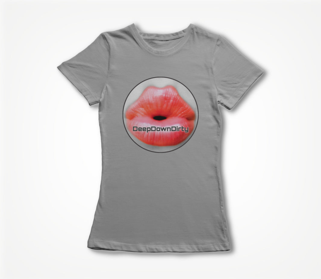 Classic Lips Round Women's T-shirt