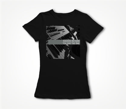 Ravers Return Posterized Effect Women's T-shirt