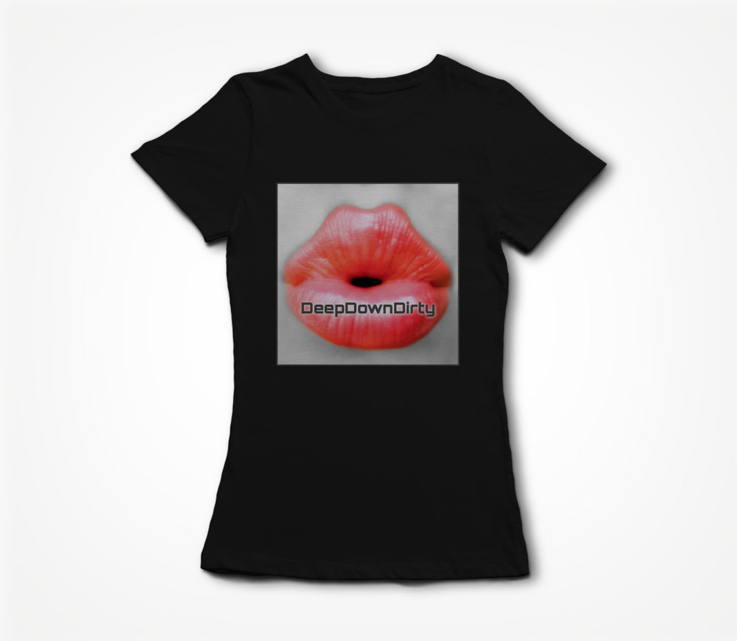 Classic Lips Square Women's T-shirt
