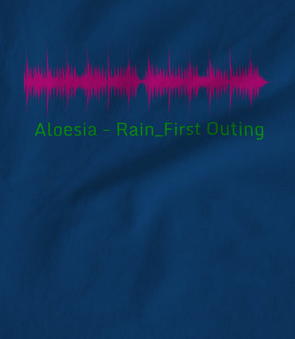 Rain_First Outing Waveform Women's T-shirt