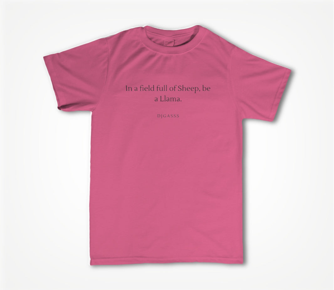 Be a Llama pink Unisex T-shirt