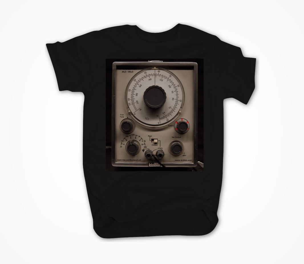 IDMz Unisex T-shirt