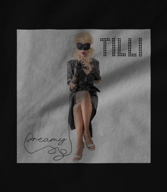 "Dreamy" black t-shirt
